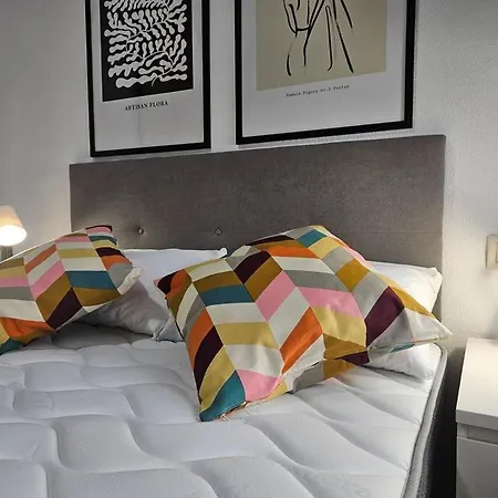 643a Moderno 3 By R2r Consulting 아파트 *